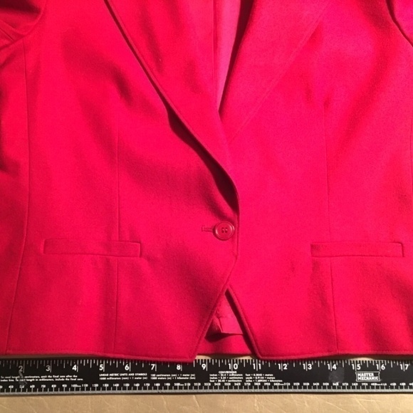 𝅺pendleton Cropped Blazer, CRIMSON RED, Pre-owned, GORGEOUS, Size 14 - Picture 5 of 10